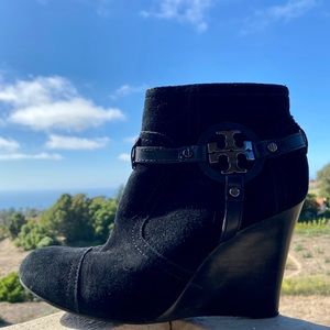 tory burch wedge heels with zipper